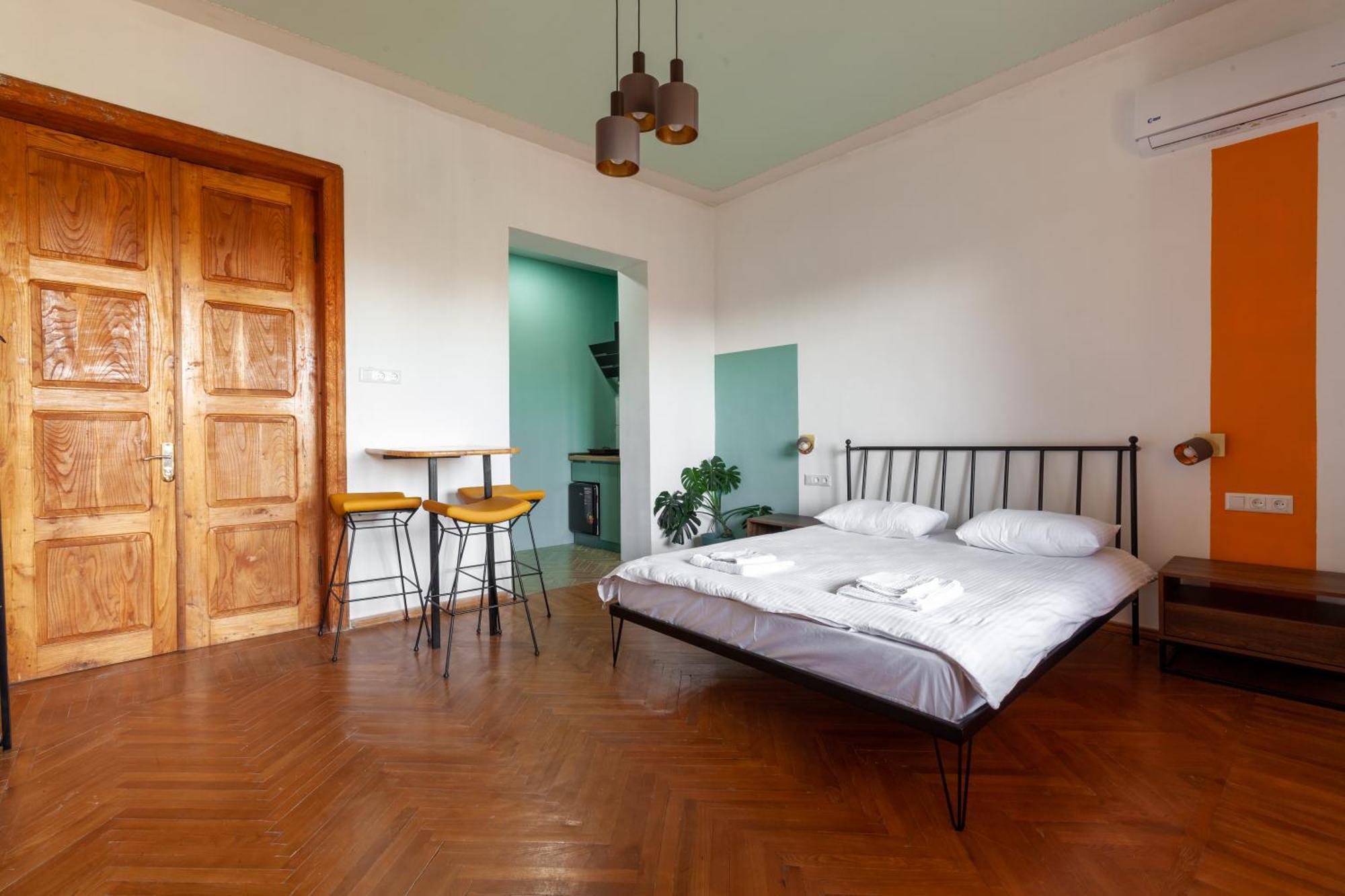 Stepin Garden Apartment Кутаиси Екстериор снимка