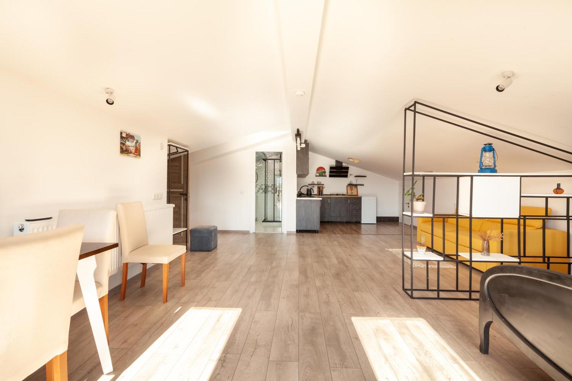 Stepin Garden Apartment Кутаиси Екстериор снимка