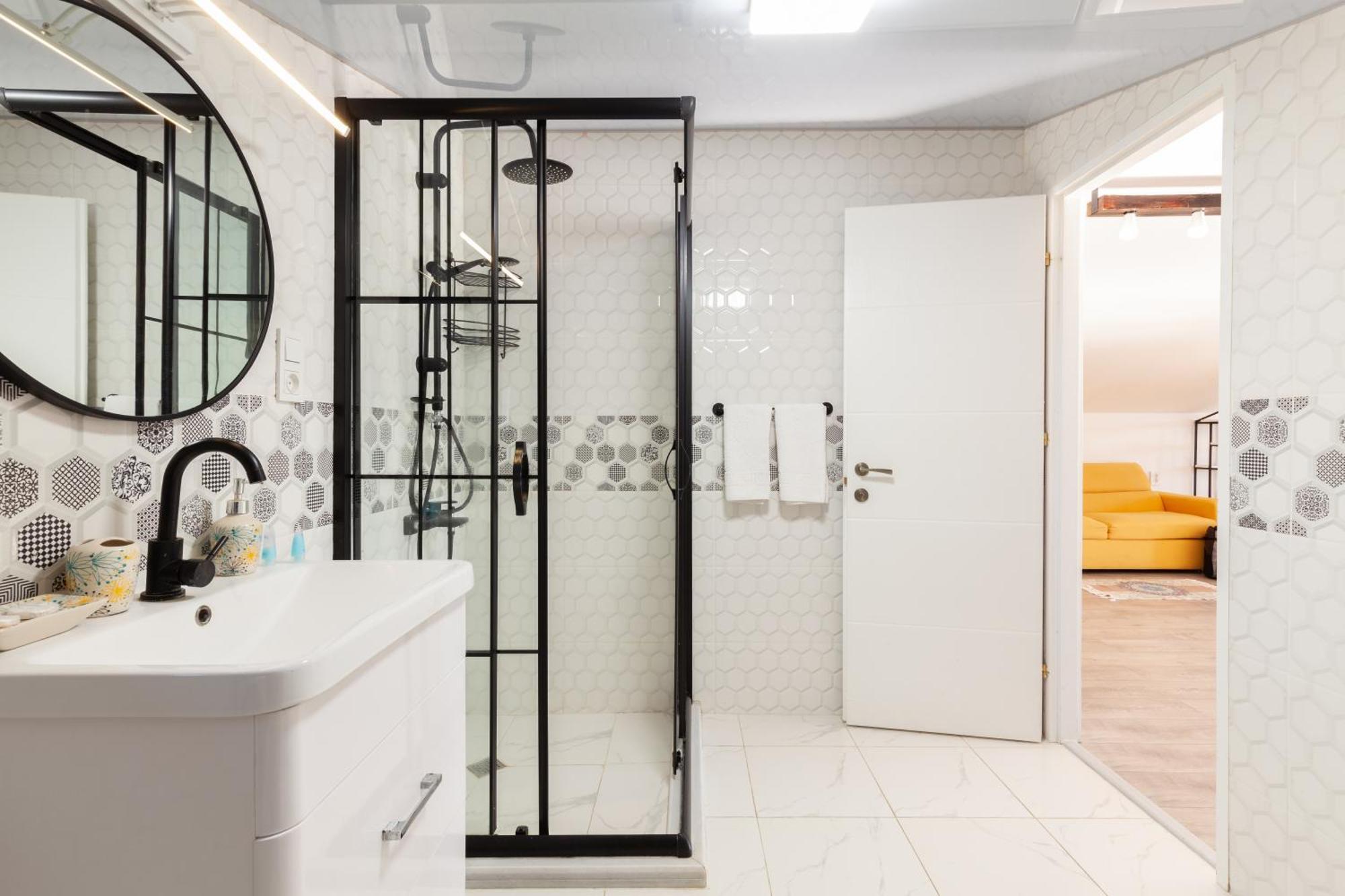 Stepin Garden Apartment Кутаиси Екстериор снимка